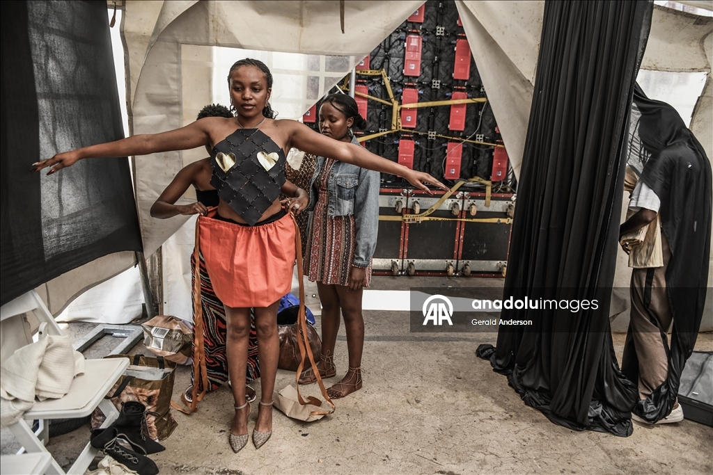 В Найроби прошел показ мод «Code X Couture»