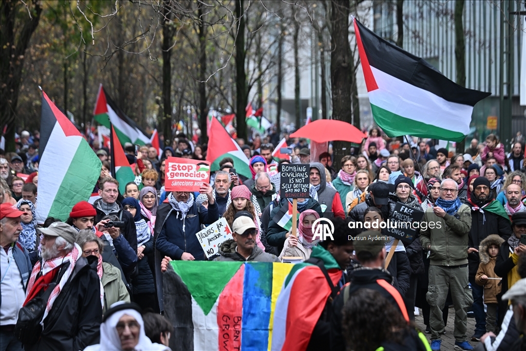 بروكسل.. آلاف يتظاهرون للمطالبة بحصار عسكري شامل على إسرائيل