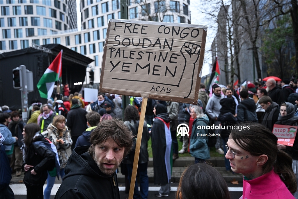 بروكسل.. آلاف يتظاهرون للمطالبة بحصار عسكري شامل على إسرائيل