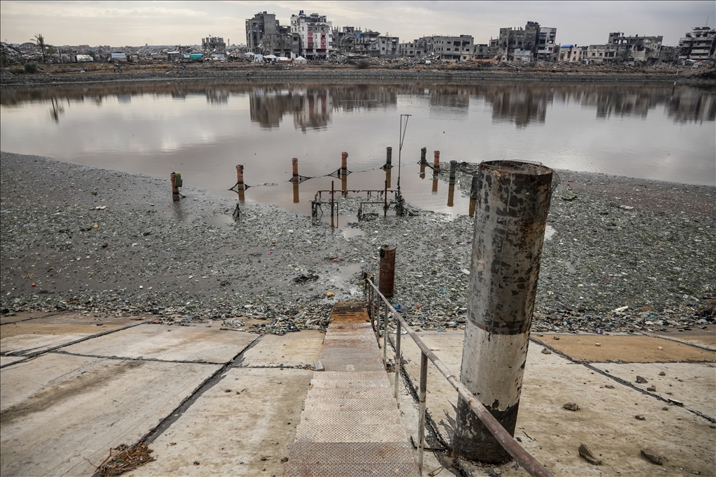 Belediyelerin temel hizmet vermekte zorlandığı Gazze'de 700 bin ton atık, insan sağlığını tehdit ediyor