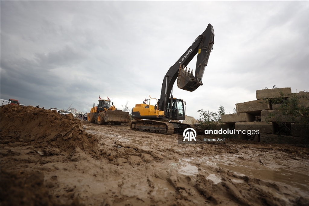 Поиски тел израильских пленных в районе аз-Зейтун продолжаются