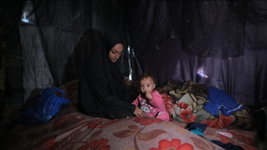 Gazze'de soğuk hava koşulları çadırlarda kalan Filistinlileri olumsuz etkiliyor