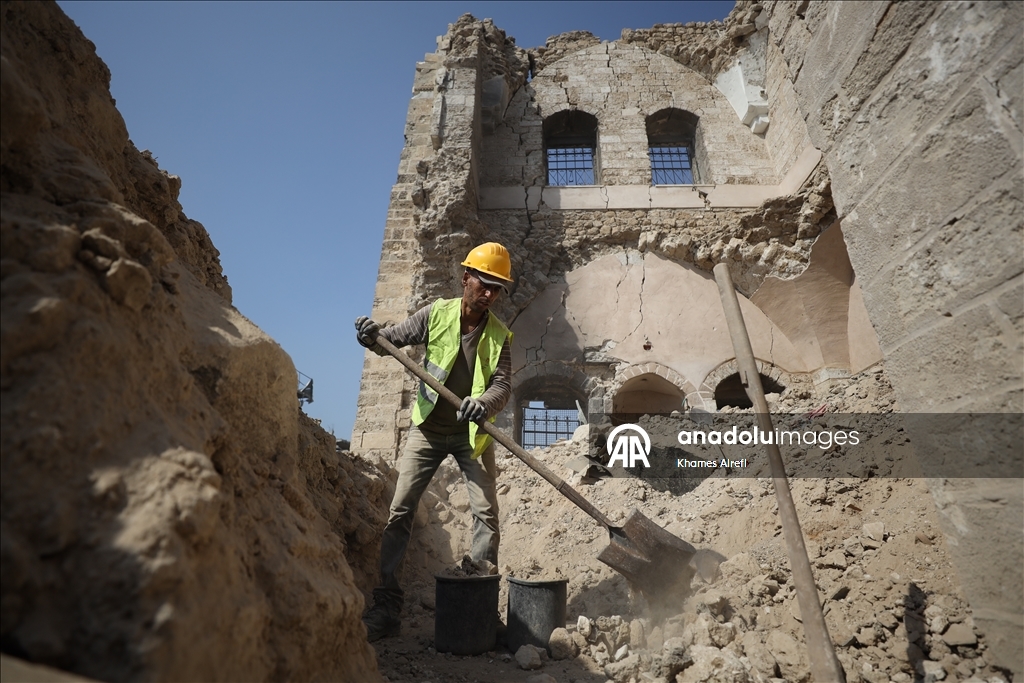 سرقة تاريخ غزة.. إسرائيل تدمر "قصر الباشا" وتنهب 20 ألف قطعة أثرية