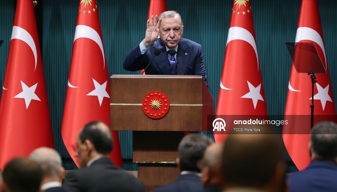 Cumhurbaşkanı Recep Tayyip Erdoğan, Kabine Toplantısı sonrasında basın mensuplarına açıklamada bulundu