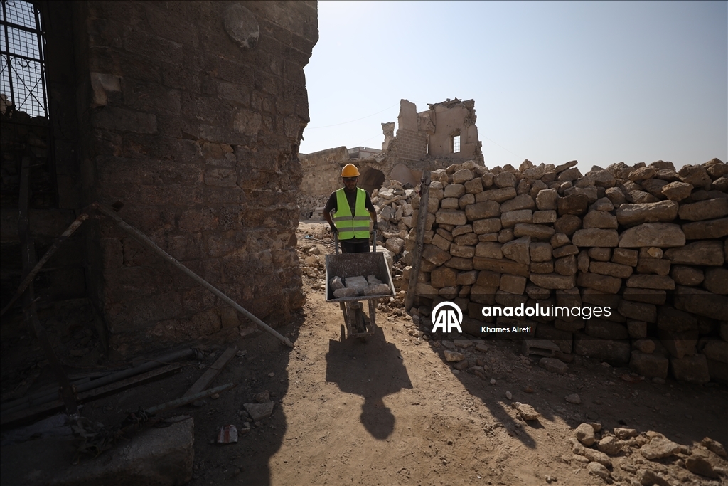 سرقة تاريخ غزة.. إسرائيل تدمر "قصر الباشا" وتنهب 20 ألف قطعة أثرية