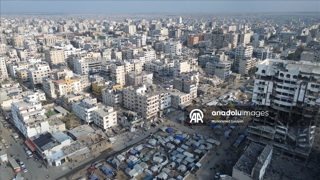 Площадь Неизвестного солдата в Газе стала приютом для оставшихся без крова палестинцев