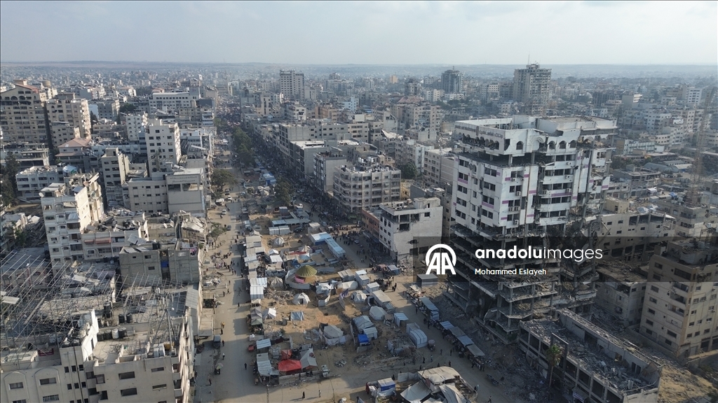 Площадь Неизвестного солдата в Газе стала приютом для оставшихся без крова палестинцев