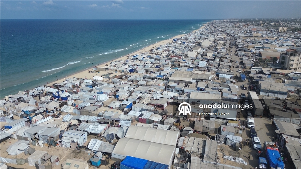 Палестинцы, живущие в палатках, испытывают большую тревогу перед наступлением зимы