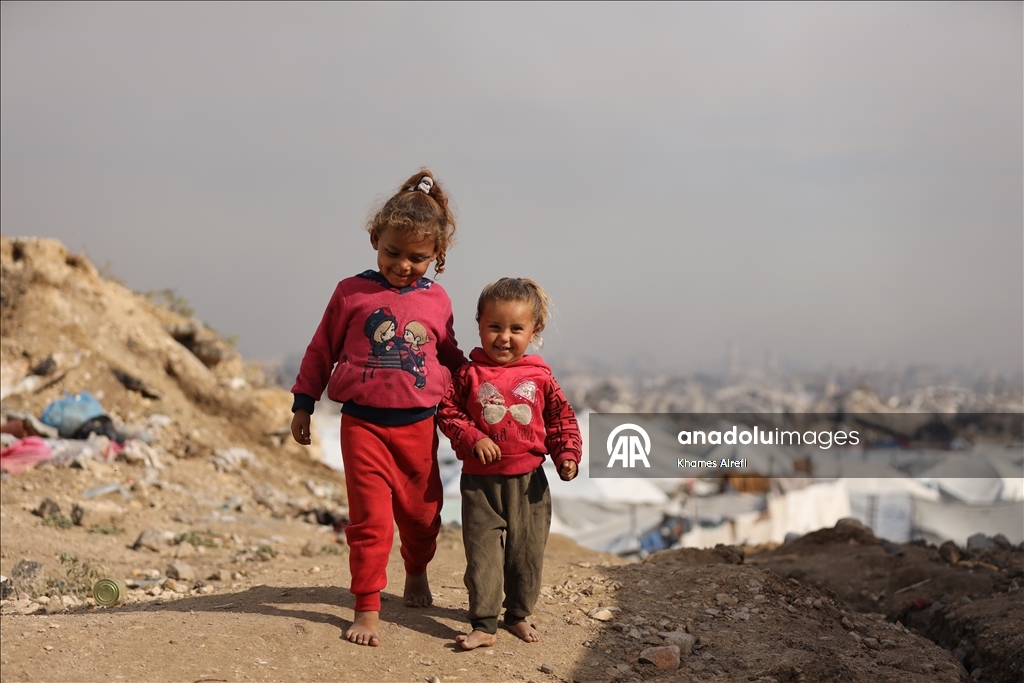 Gazze kentinin doğusundaki Zeytun Mahallesi’nde günlük yaşam