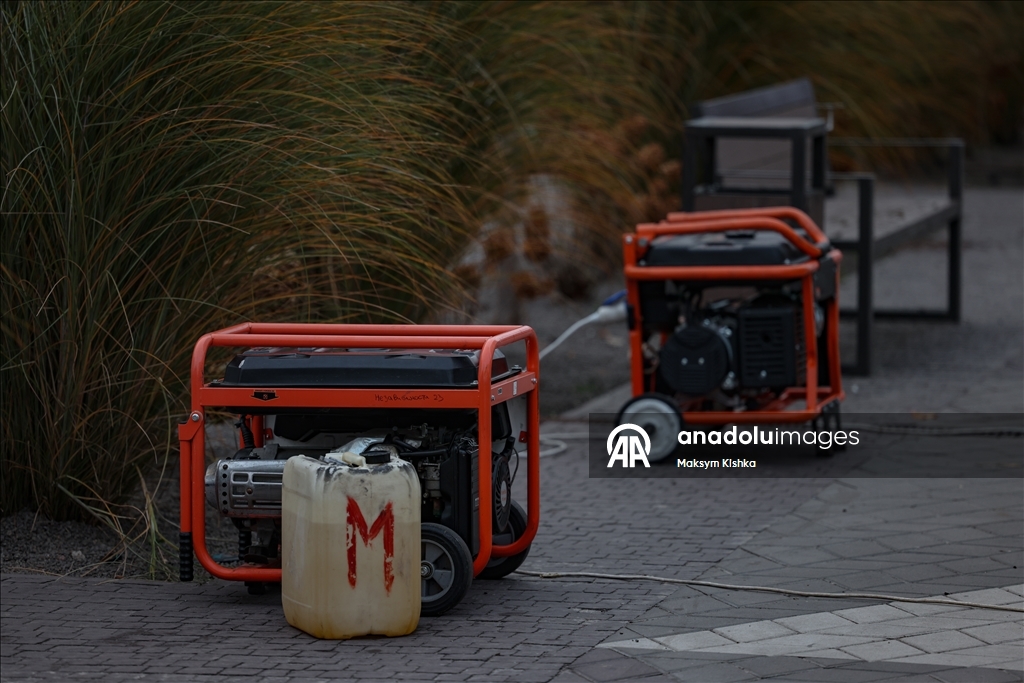 Shelling leaves Chernihiv facing emergency power outages 