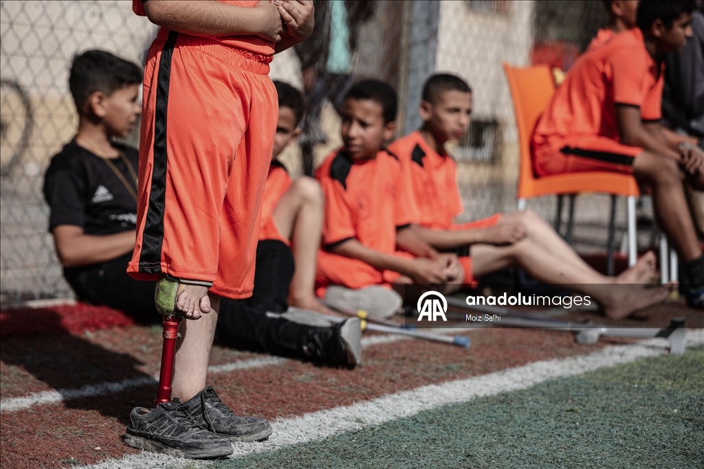 Deyr el-Belah’ta “Umut Turnuvası” amputee futbolcuları bir araya getirdi