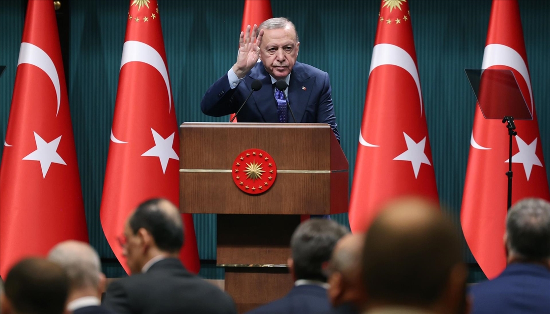 Cumhurbaşkanı Recep Tayyip Erdoğan, Kabine Toplantısı sonrasında basın mensuplarına açıklamada bulundu