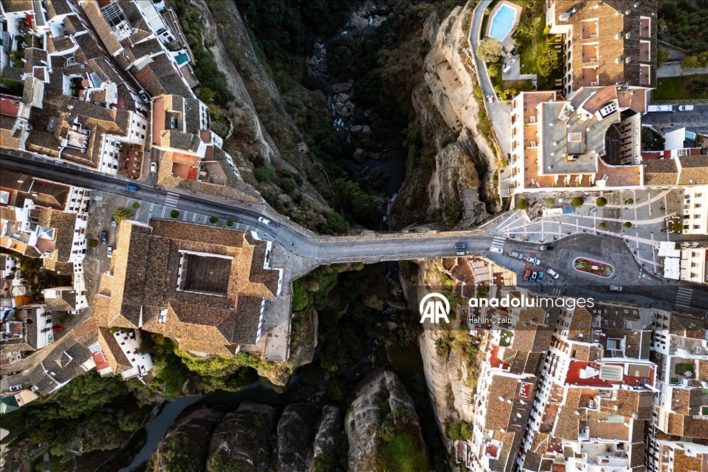 Endülüs’ün etkileyici köprüsü