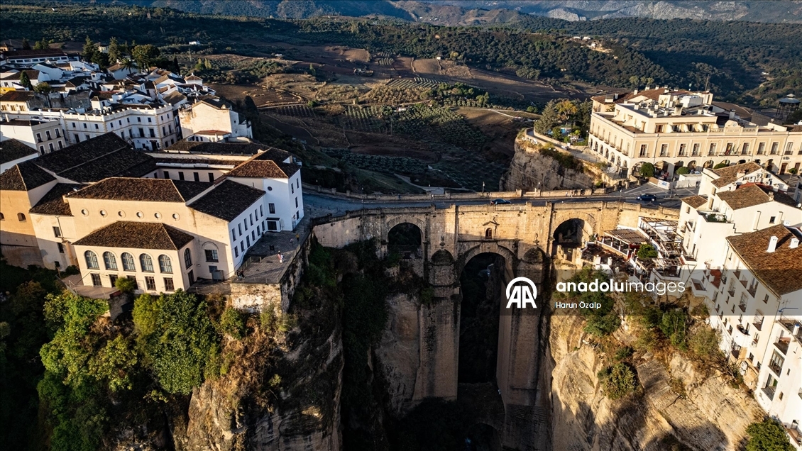 Endülüs’ün etkileyici köprüsü