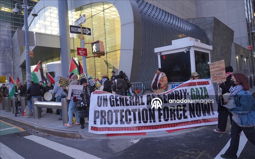 В Нью-Йорке прошли протесты против принятия Совбезом ООН американского проекта резолюции по Газе