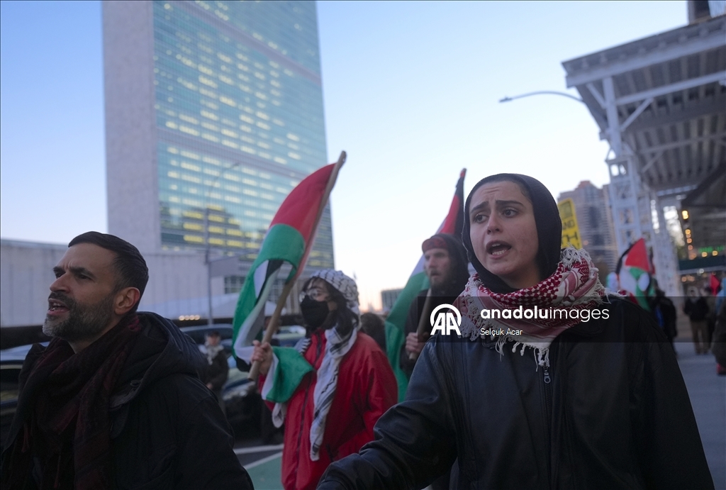 В Нью-Йорке прошли протесты против принятия Совбезом ООН американского проекта резолюции по Газе