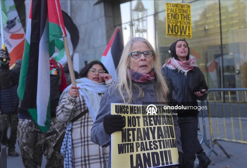 BMGK'nın ABD'nin Gazze tasarısına onay vermesi New York'ta protesto edildi 