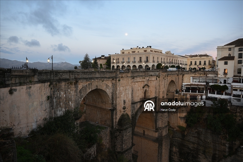 Endülüs’ün etkileyici köprüsü