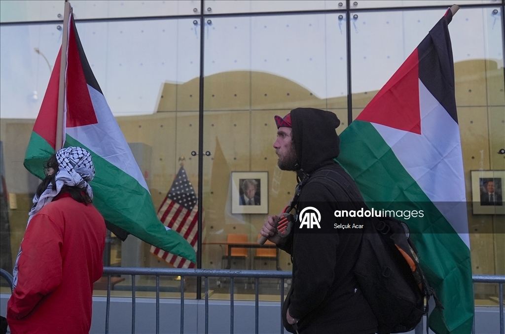 В Нью-Йорке прошли протесты против принятия Совбезом ООН американского проекта резолюции по Газе