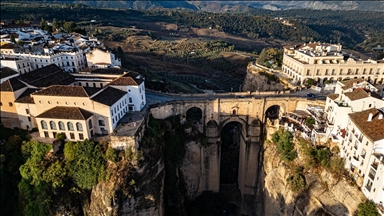 Endülüs’ün etkileyici köprüsü