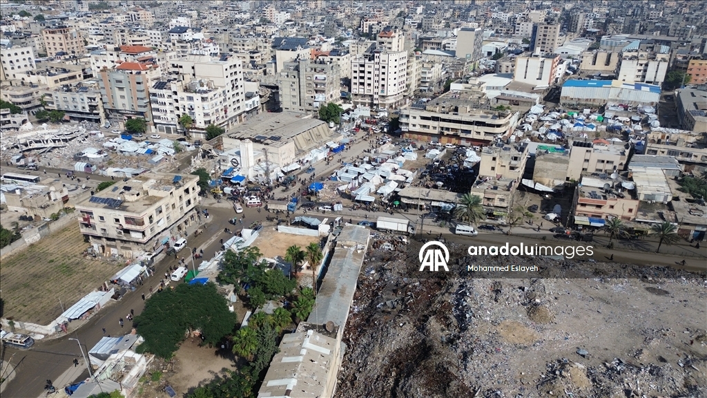 Gazze'deki Firas halk pazarı atık yığınına dönüştü