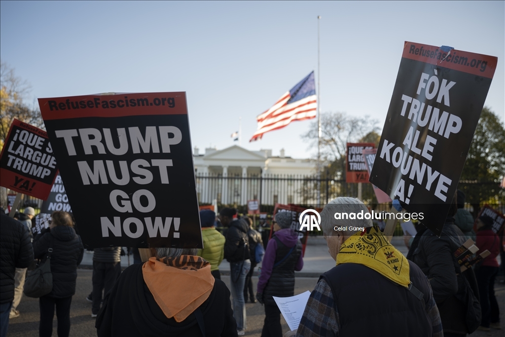 "Трамп должен уйти"