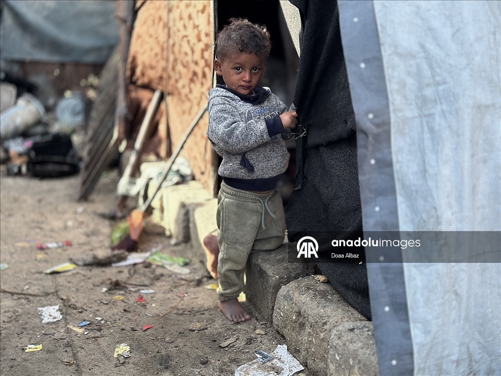 В Газе провели экстренную раздачу воды пострадавшим от ударов