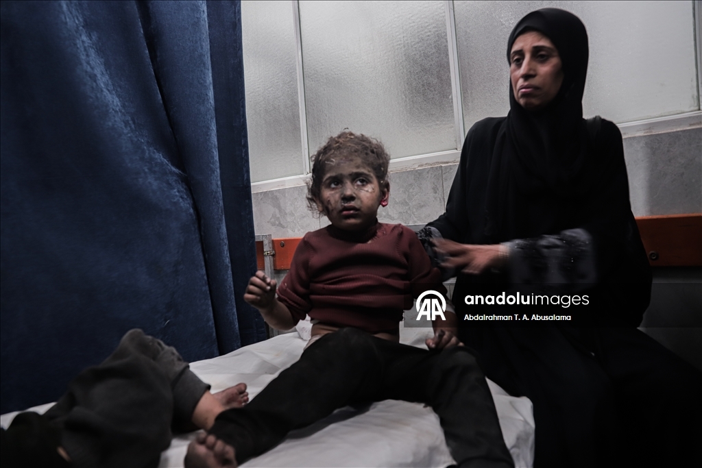 İsrail ordusunun, ateşkese rağmen Gazze’ye düzenlediği saldırılarda 10 Filistinli yaşamını yitirdi