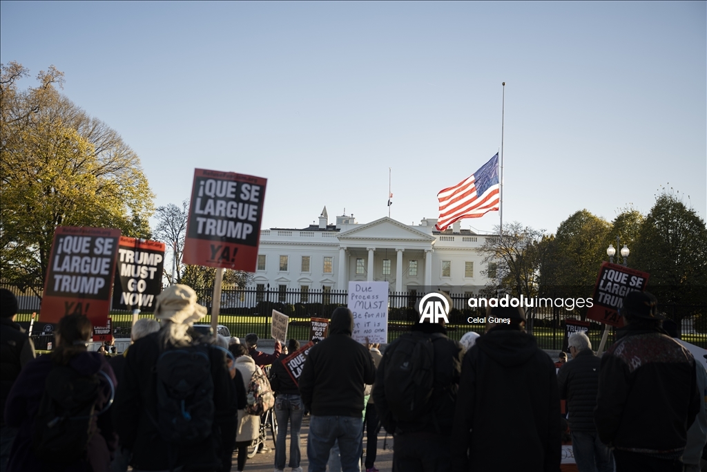 "Трамп должен уйти"