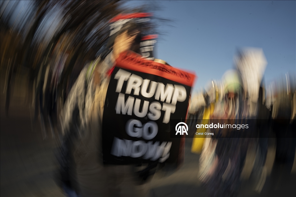 "Трамп должен уйти"