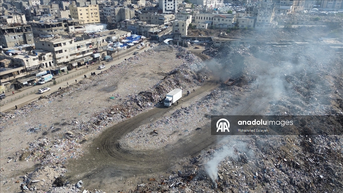 Gazze'deki Firas halk pazarı atık yığınına dönüştü