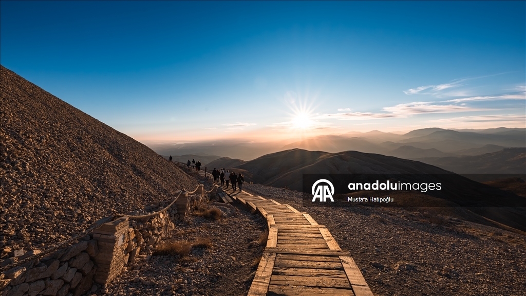 Mount Nemrut continues to draw visitors with its colossal statues and historic legacy