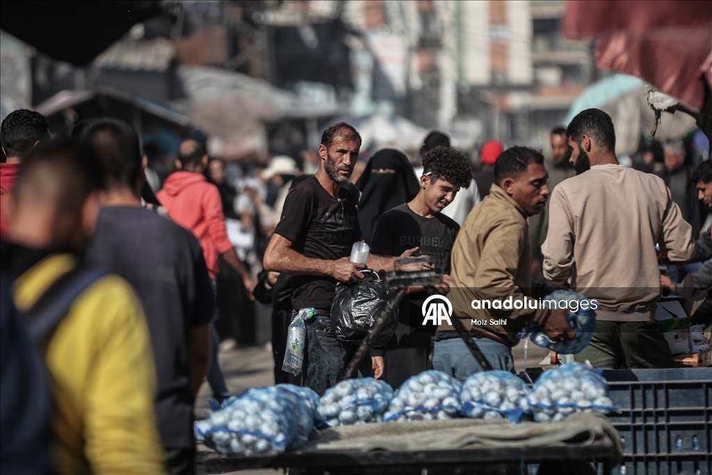 أسواق النصيرات تستعيد نبضها بعد الحصار