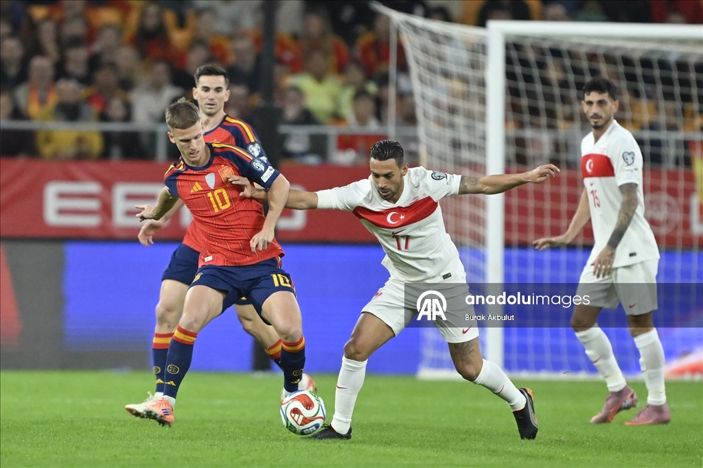 Испания и Турция сыграли вничью в матче последнего тура отбора на ЧМ-2026