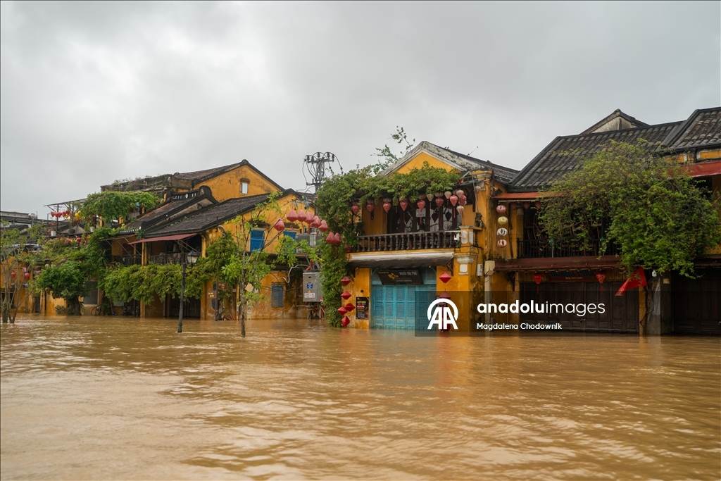 Vietnam'ın Hoi An kenti su altında kaldı