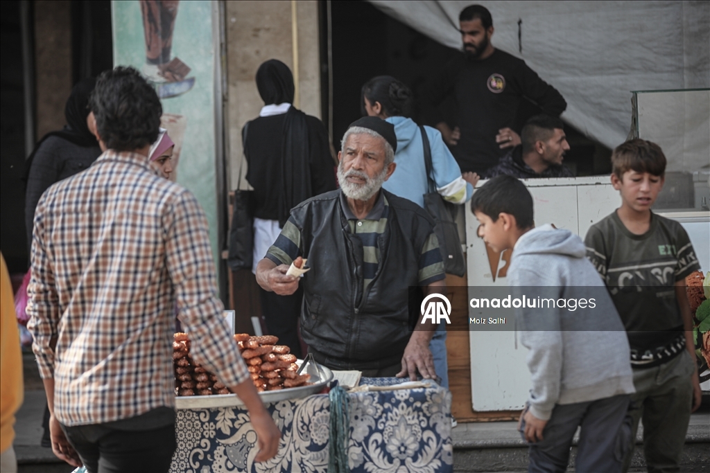 أسواق النصيرات تستعيد نبضها بعد الحصار