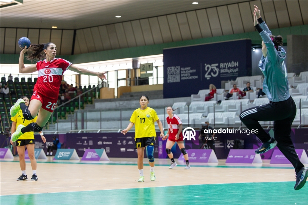 Турецкая женская сборная по гандболу вышла в финал VI Игр исламской солидарности