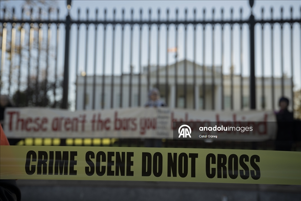 "Трамп должен уйти"