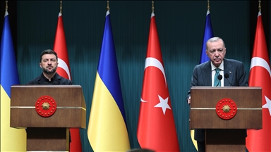 Cumhurbaşkanı Erdoğan, Ukrayna Devlet Başkanı Zelenskiy ile ortak basın toplantısı düzenledi