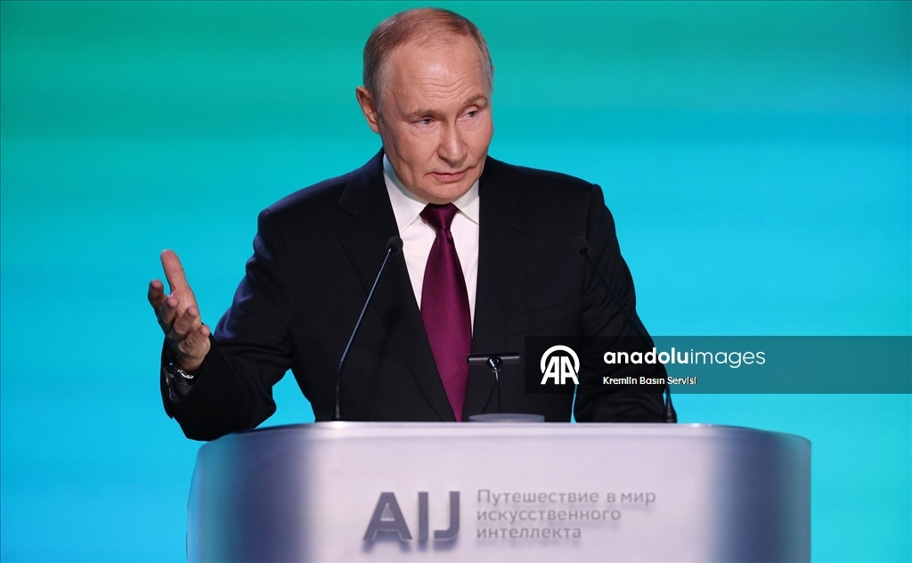 Путин призвал создать штаб по руководству отраслью ИИ