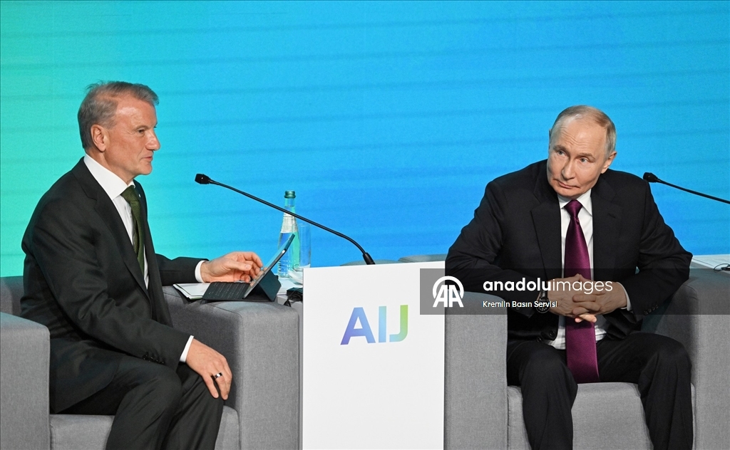 Путин призвал создать штаб по руководству отраслью ИИ