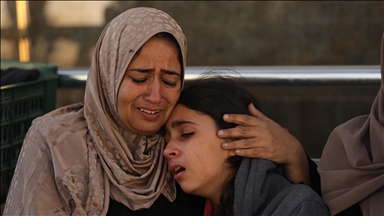 Ateşkesi ihlal eden İsrail Gazze'ye saldırıları düzenledi