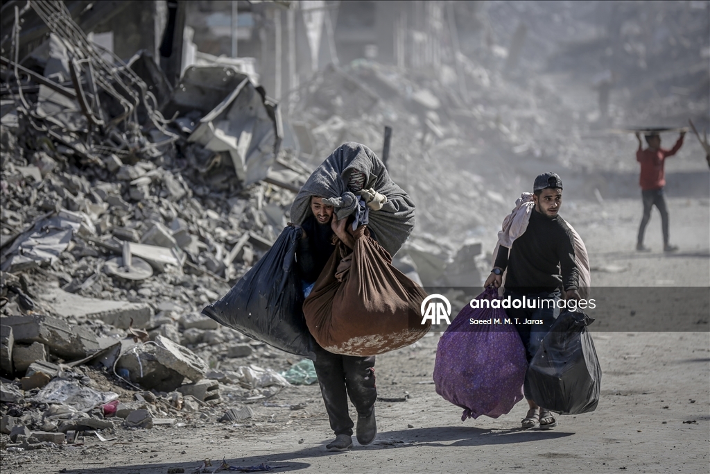 عائلات تنزح من التفاح والشجاعية مع توسّع إسرائيلي شرق غزة