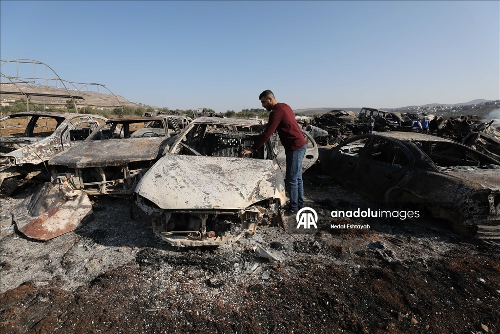 الضفة.. مستوطنون إسرائيليون يحرقون مستودع قطع غيار سيارات في نابلس