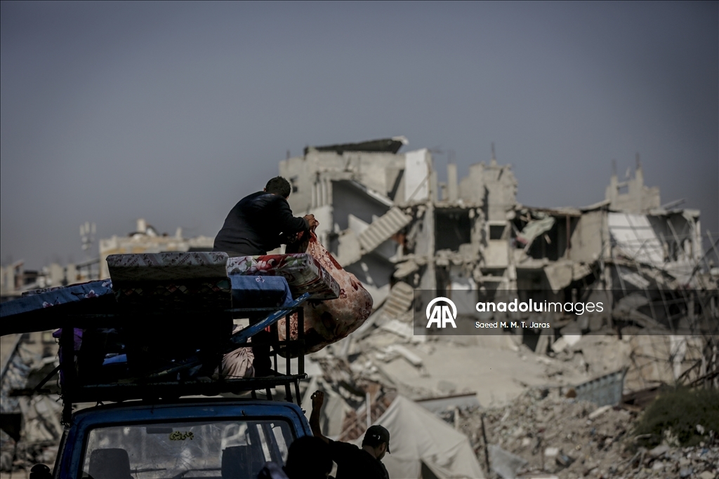 عائلات تنزح من التفاح والشجاعية مع توسّع إسرائيلي شرق غزة