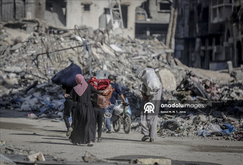 عائلات تنزح من التفاح والشجاعية مع توسّع إسرائيلي شرق غزة