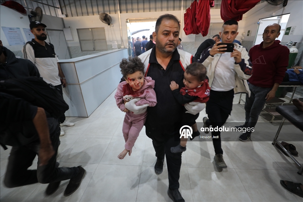  İsrail ordusu ateşkesi ihlal ederek Nusayrat bölgesinde bir binayı hedef aldı