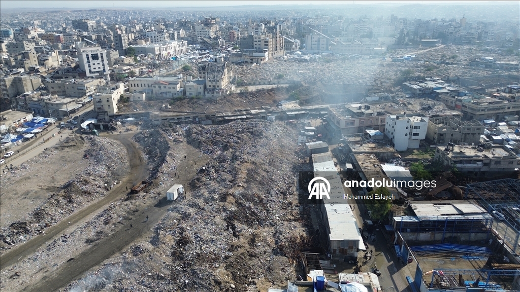 Народный рынок Фирас в Газе превратился в свалку