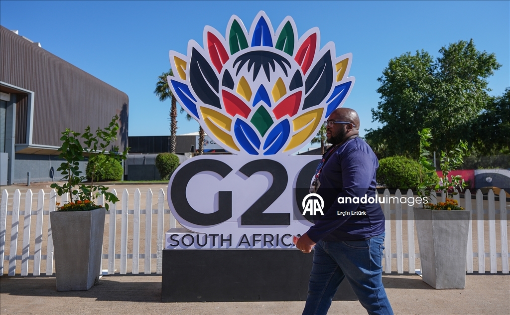В Йоханнесбурге открылся саммит лидеров стран Группы двадцати