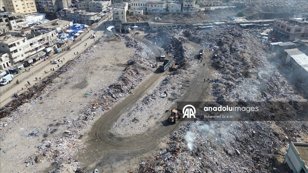 Народный рынок Фирас в Газе превратился в свалку